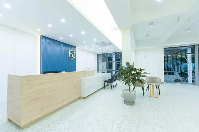 Bj City Hotel Surat Thani Esterno foto