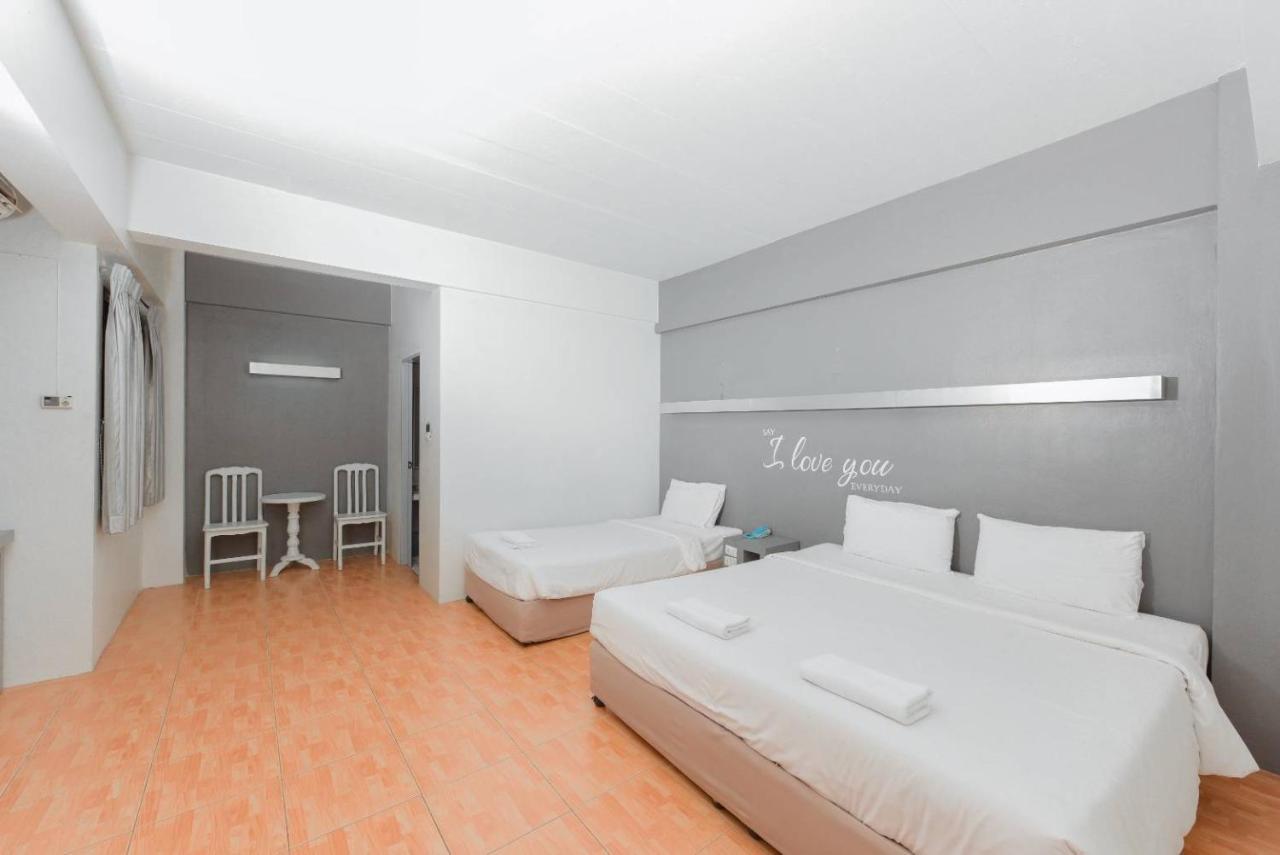 Bj City Hotel Surat Thani Esterno foto
